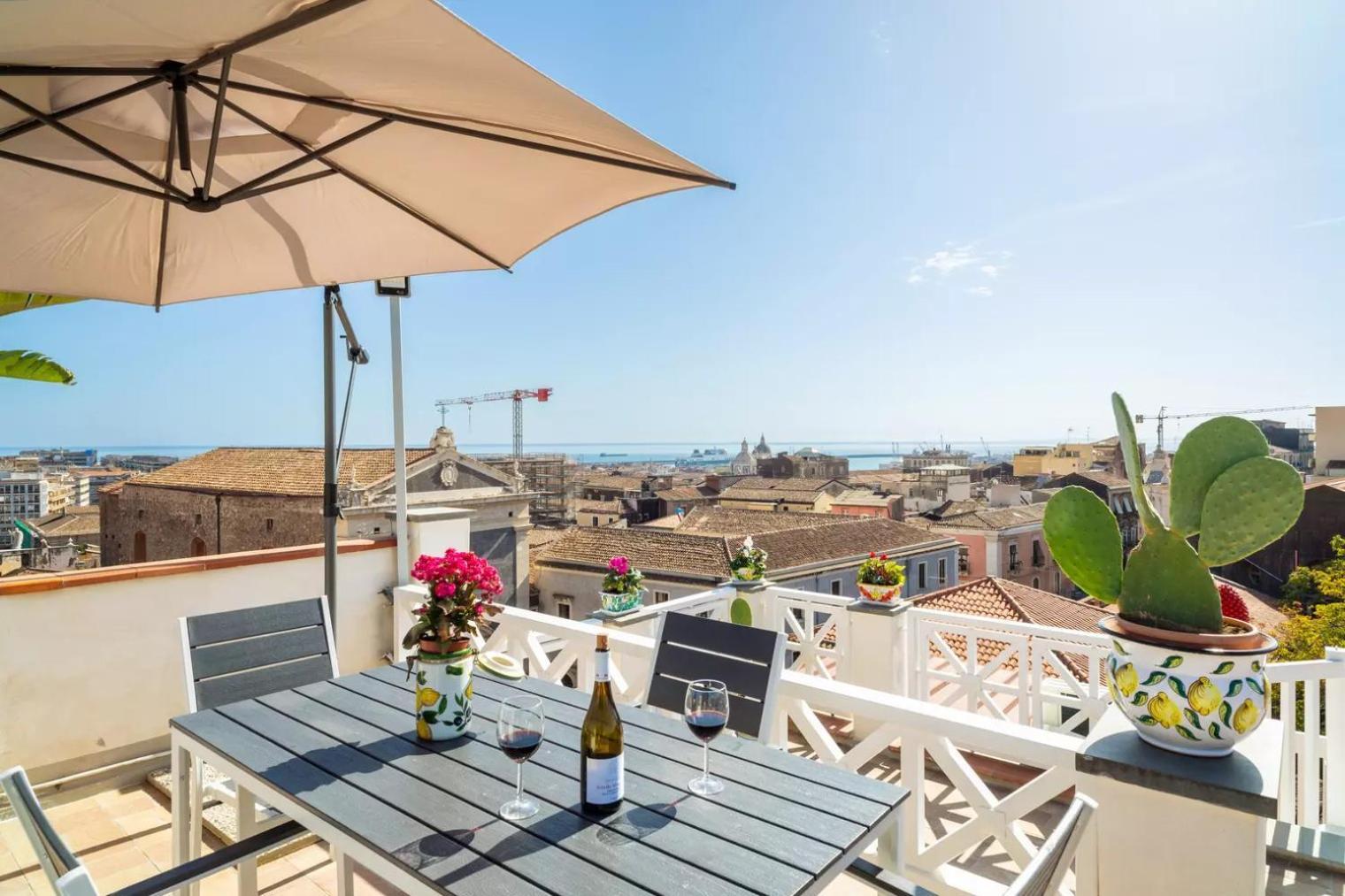 La Terrazza Sul Cielo Apartment Catania Bagian luar foto