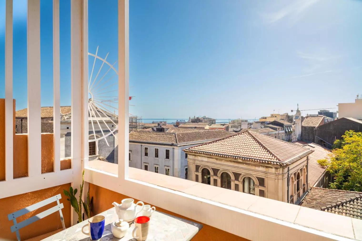 La Terrazza Sul Cielo Apartment Catania Bagian luar foto