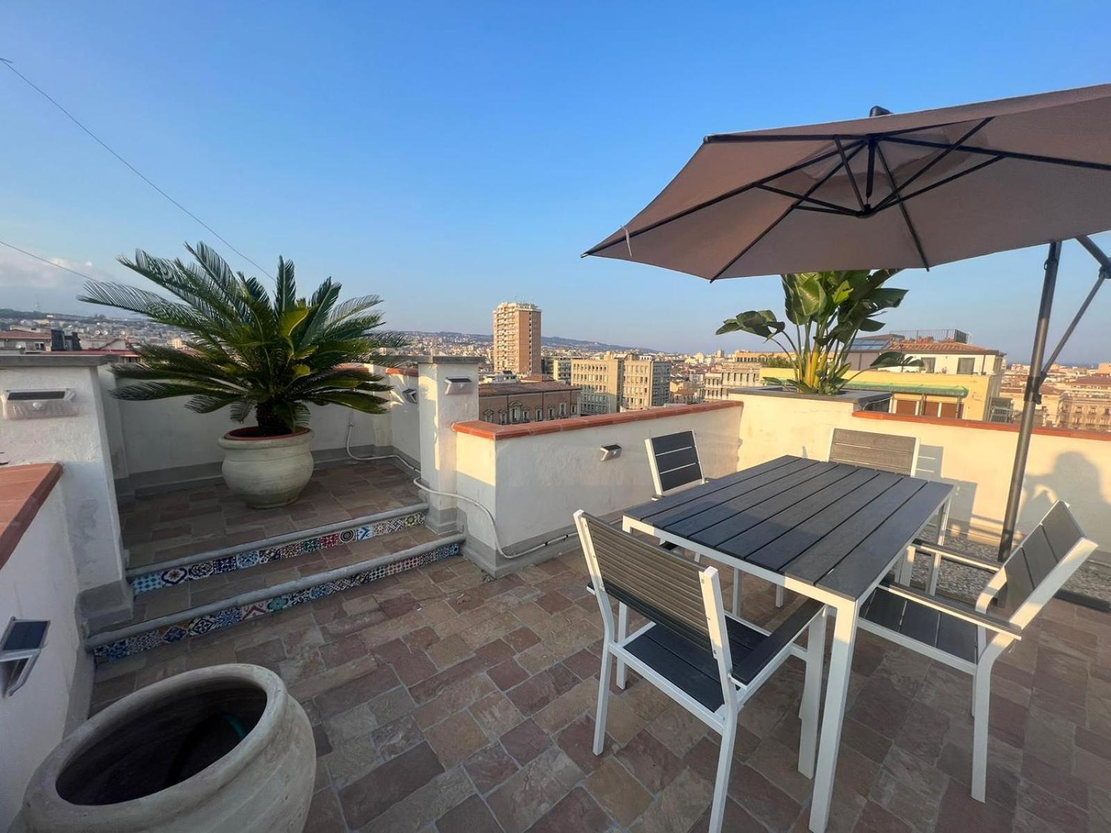 La Terrazza Sul Cielo Apartment Catania Bagian luar foto
