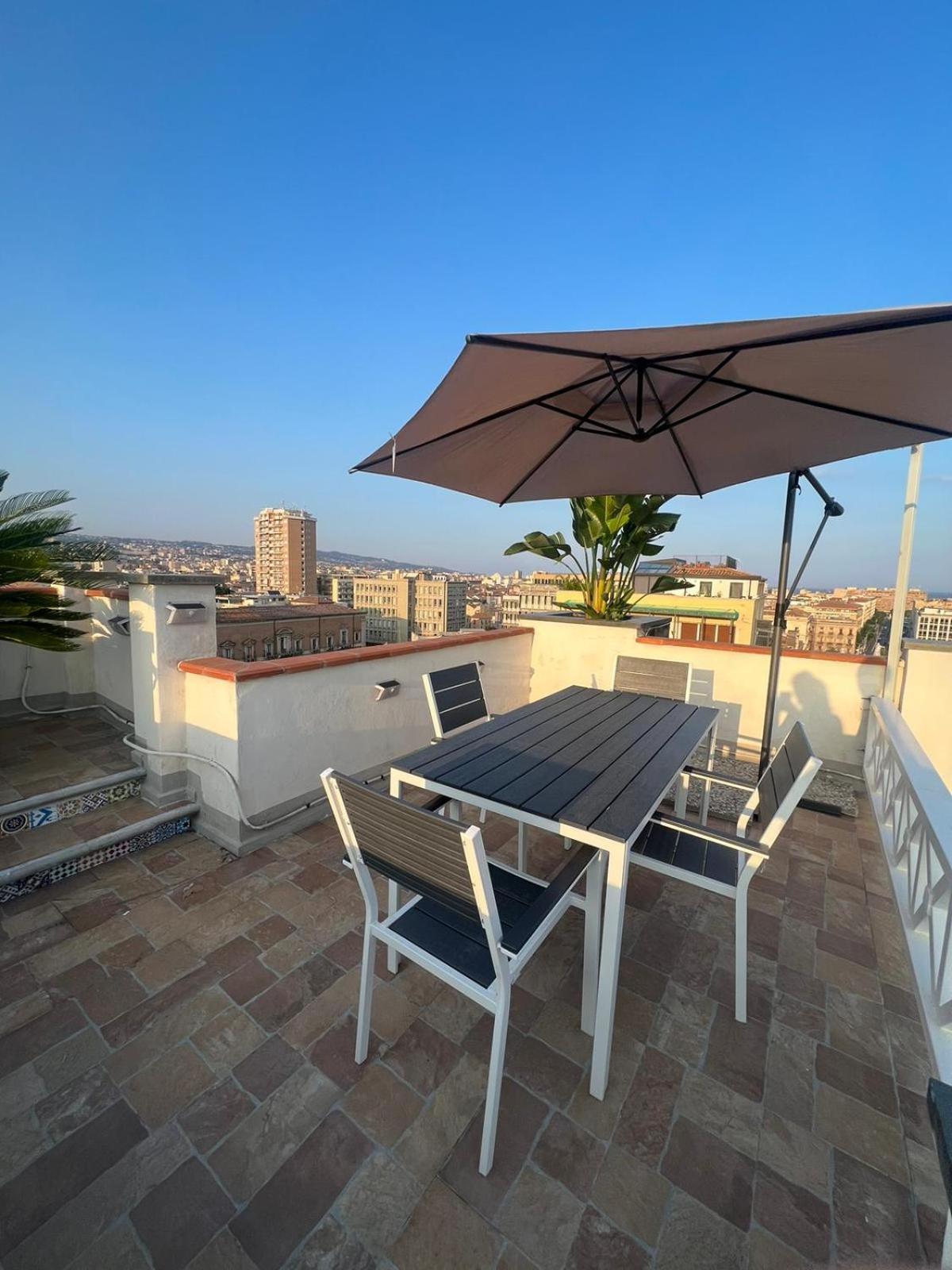 La Terrazza Sul Cielo Apartment Catania Bagian luar foto